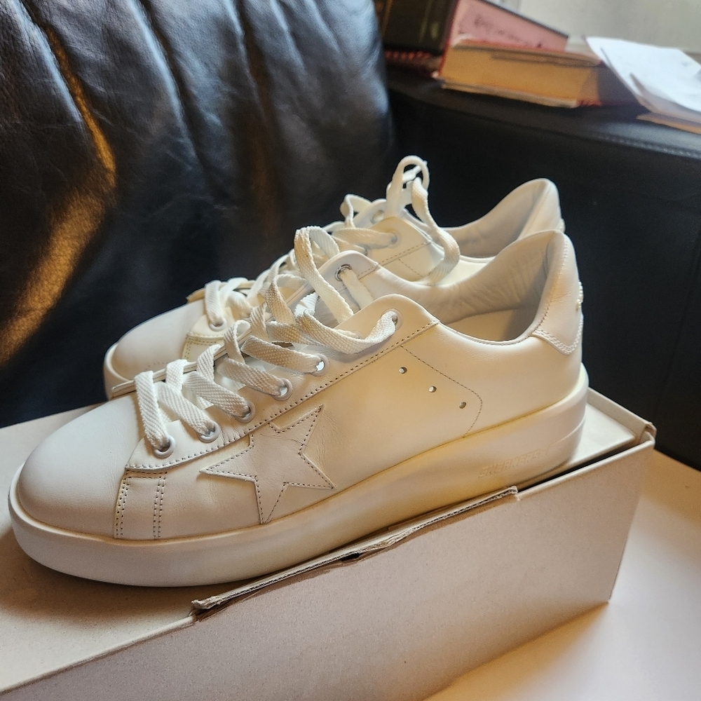 Golden Goose optic white sneakers size 40 BNWB some yellowing of leather - Picture 4 of 13